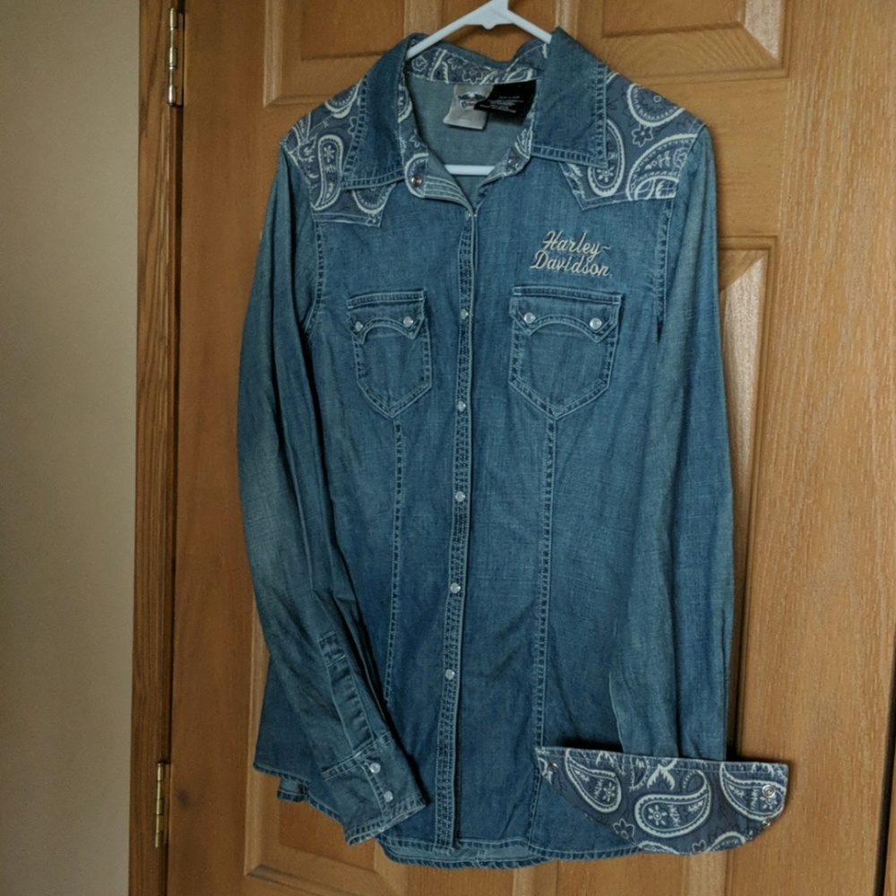 Denim Harley Davidson shirt